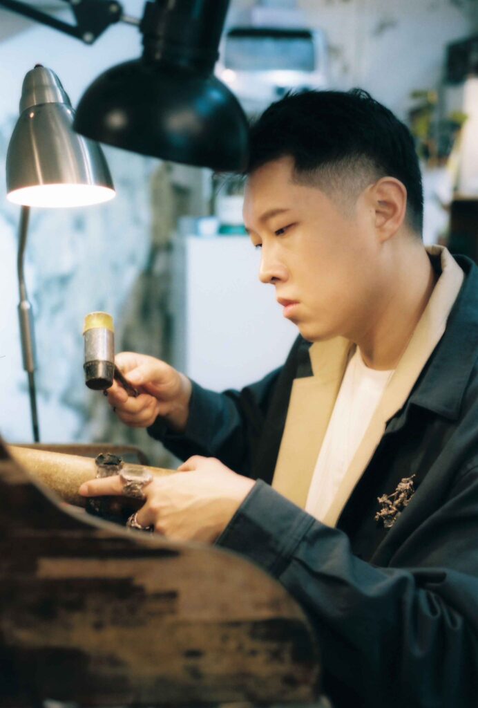 Sau-Lun Yeung, The Polska Traveller